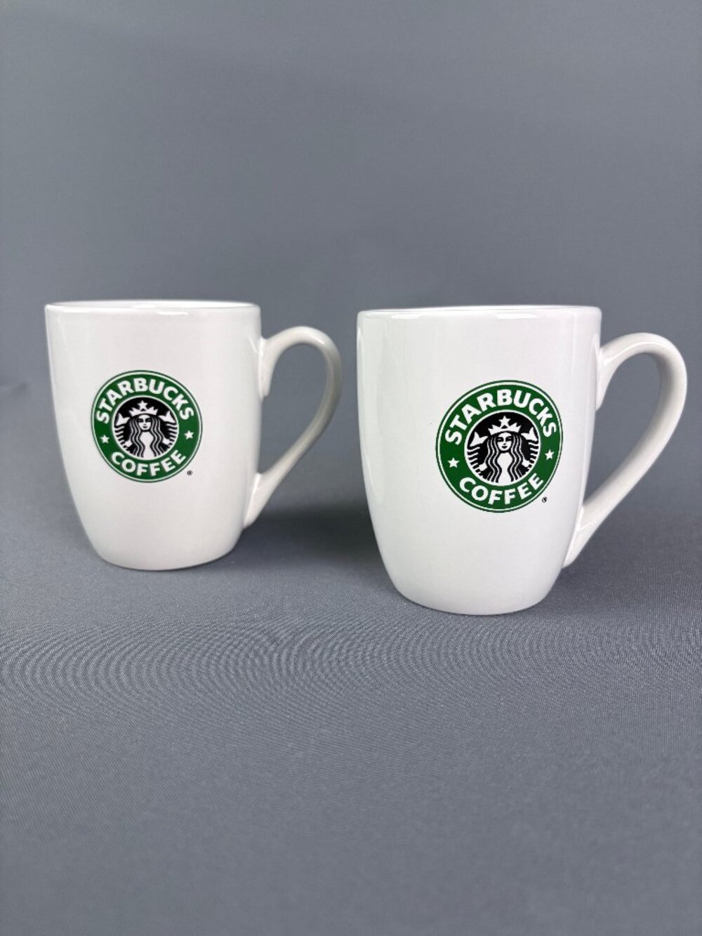 Starbucks 2008 White Green Siren Logo 10.2 oz Mug Set of 2